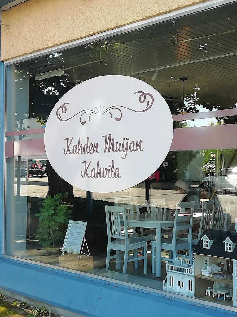 Kahden Muijan Kahvilan ikkuna